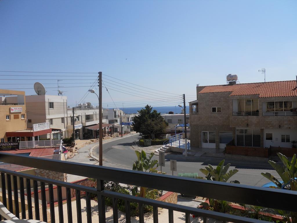 A Maos Hotel Apartments Ayia Napa Eksteriør billede